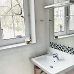 Otel Lux Old Town *